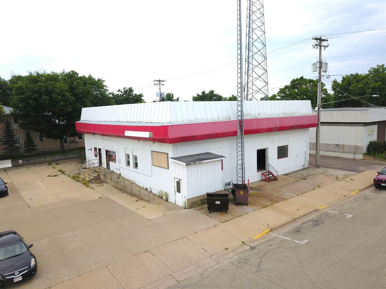 300 Water St - Photo 1