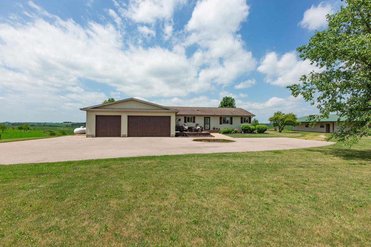 3775 County Road J - Photo 1