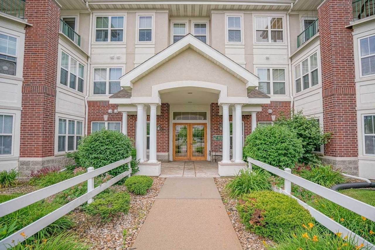 8530 Greenway Blvd - Photo 1