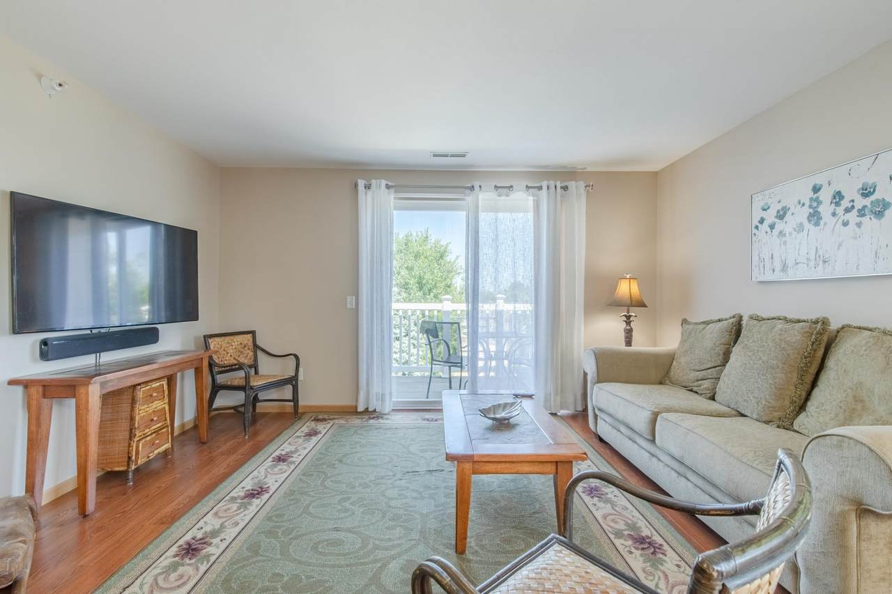 704 Herndon Dr - Photo 1