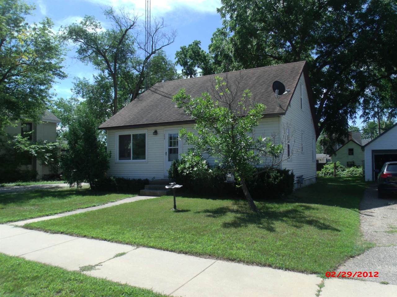 254 Central Ave - Photo 1