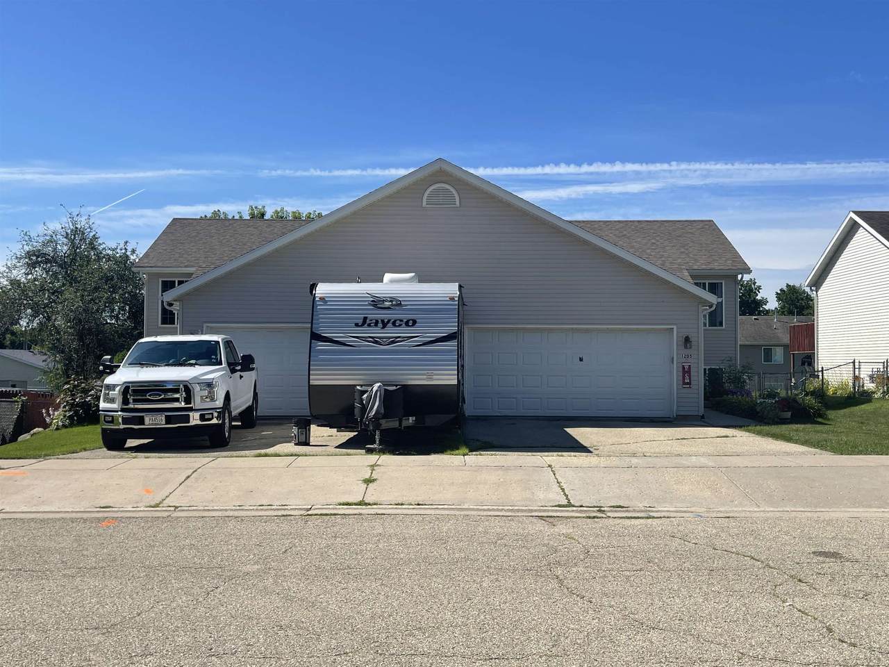 1201-1205 Winston Dr - Photo 1