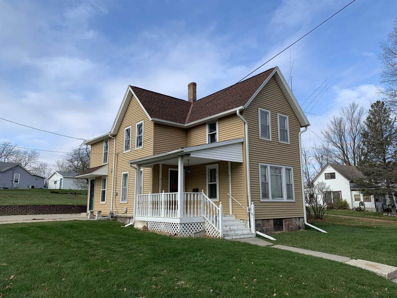285 Monroe St - Photo 1