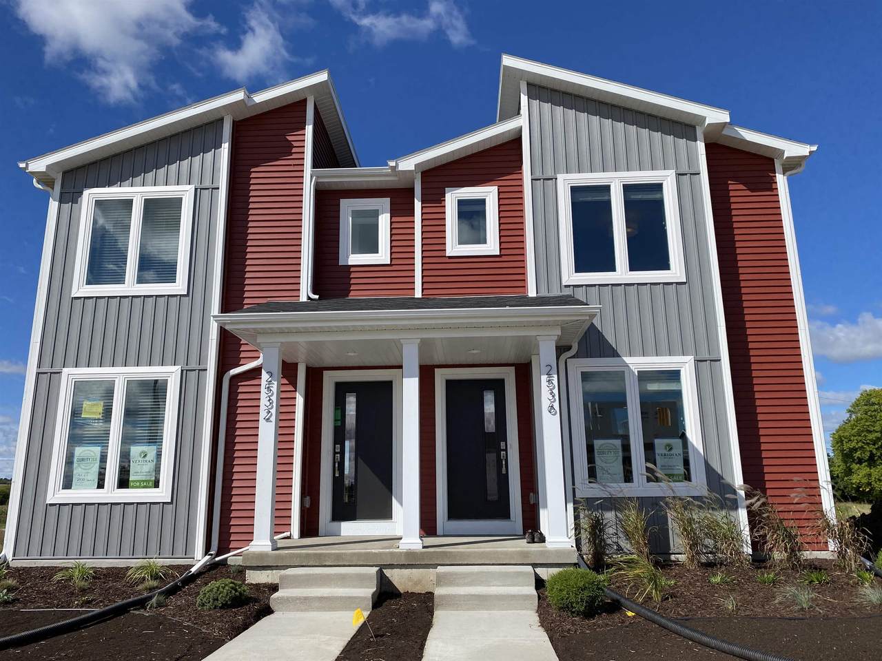 2536 Spark St - Photo 1