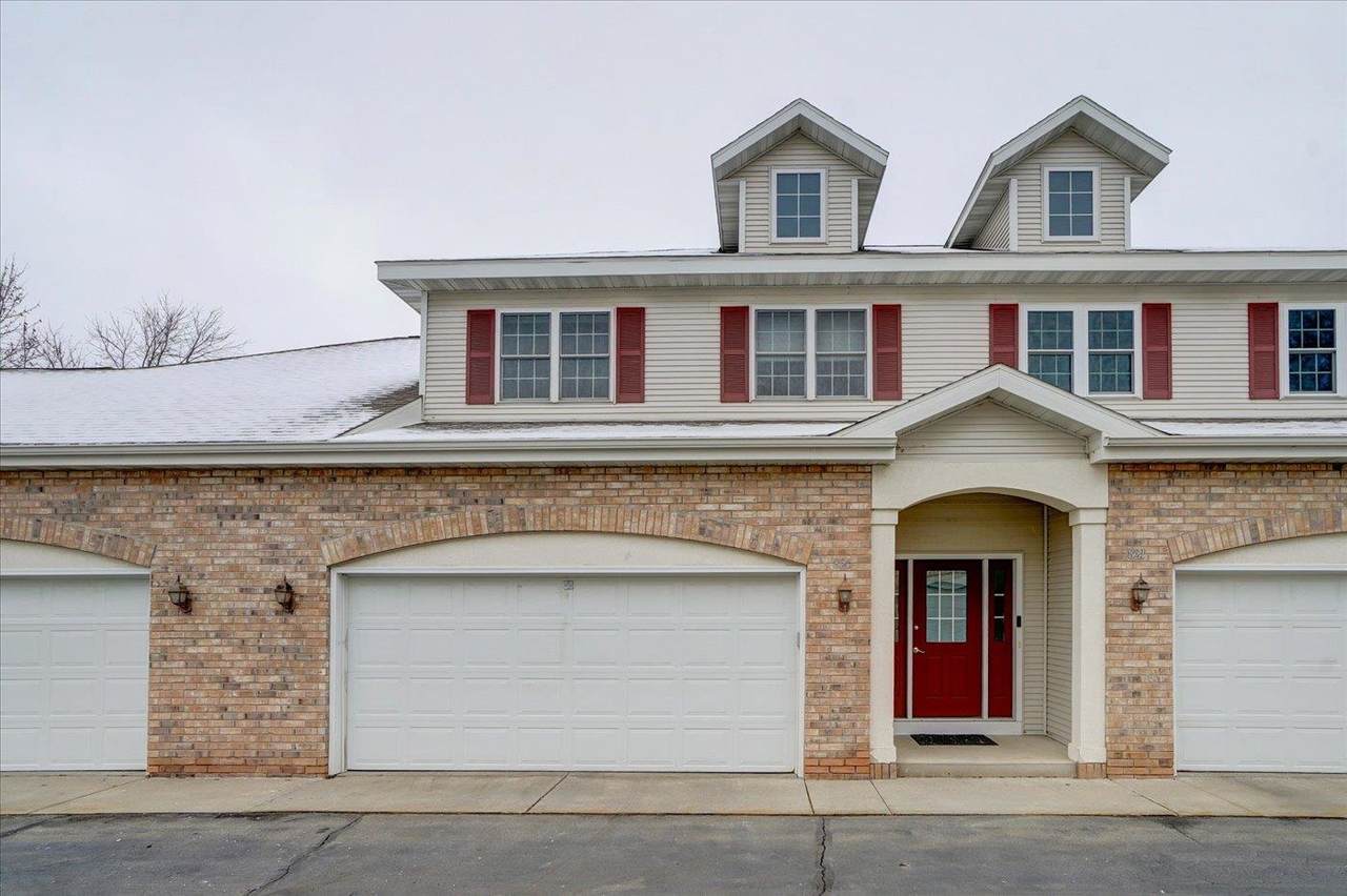 825 Harrington Drive - Photo 1