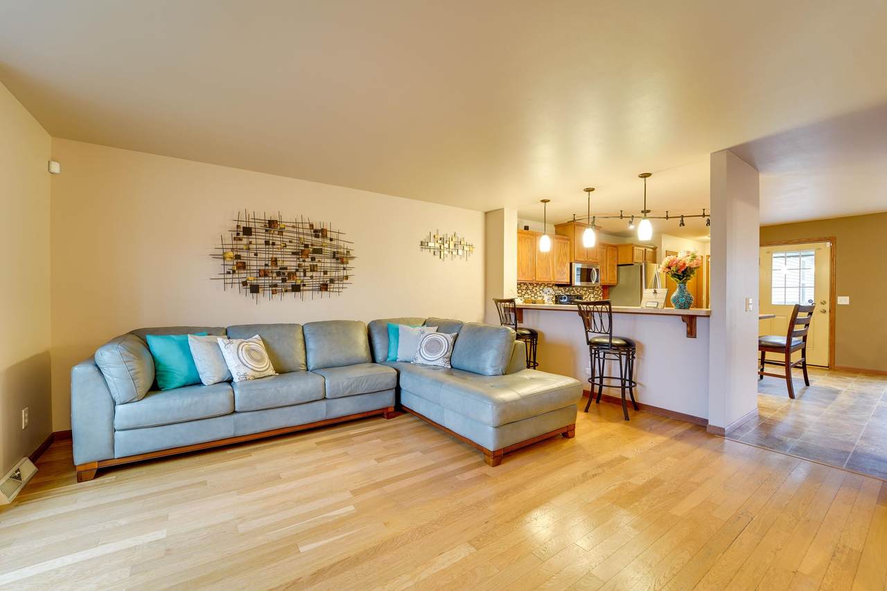 548 Apollo Way - Photo 1