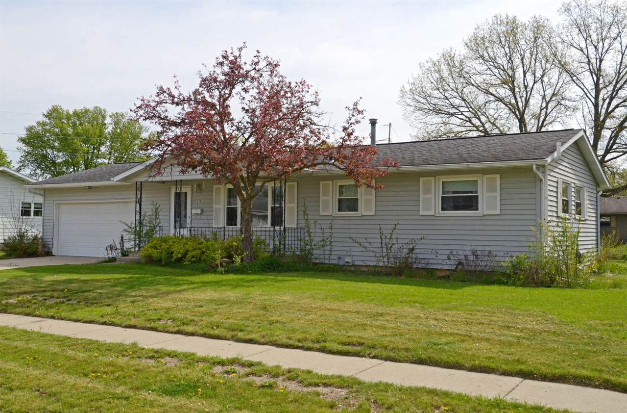 1809 East Street - Photo 1