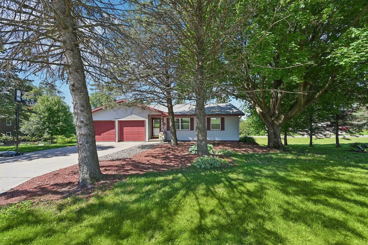 303 Manor Drive - Photo 1