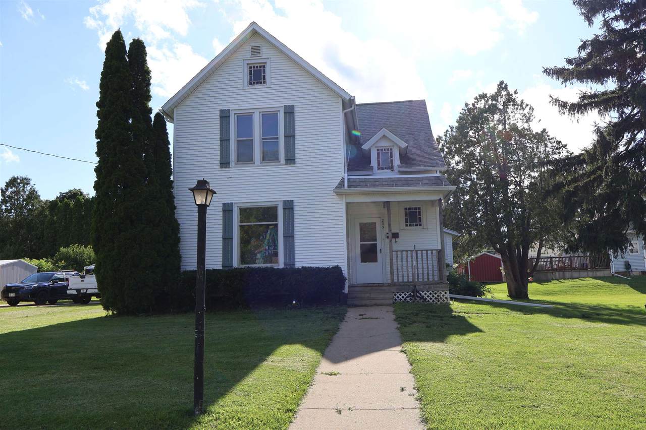 223 Tyler Street - Photo 1