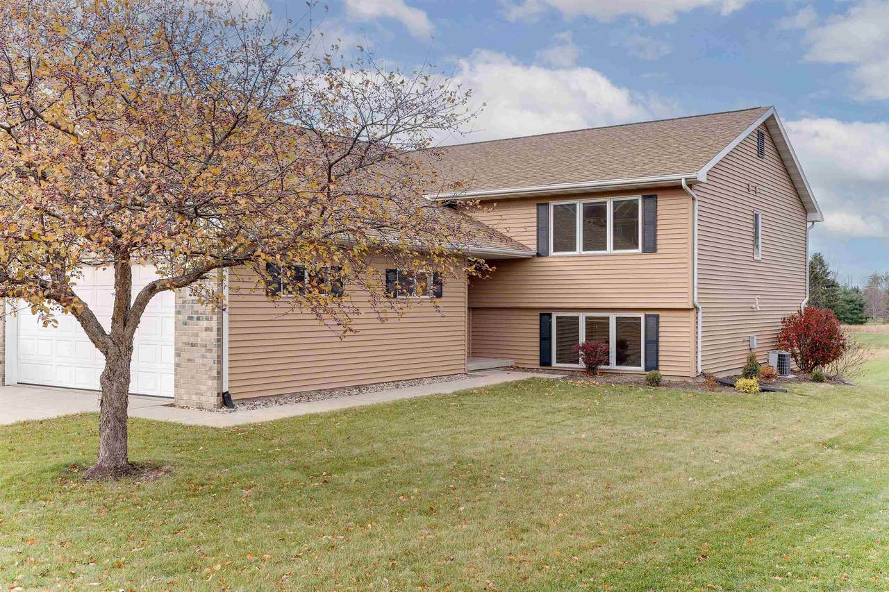 222 Ineichen Drive - Photo 1