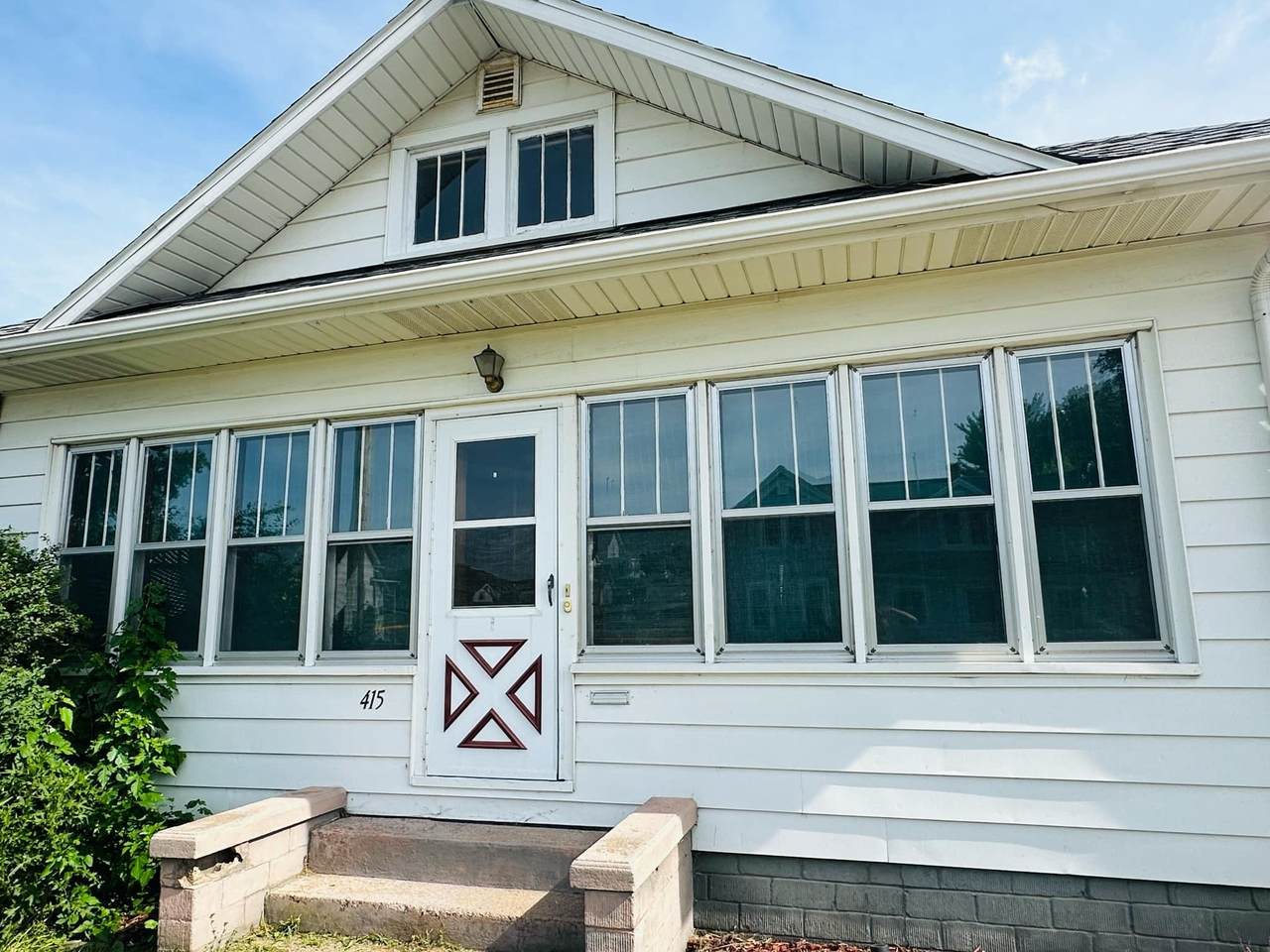 415 Jackson Street - Photo 1