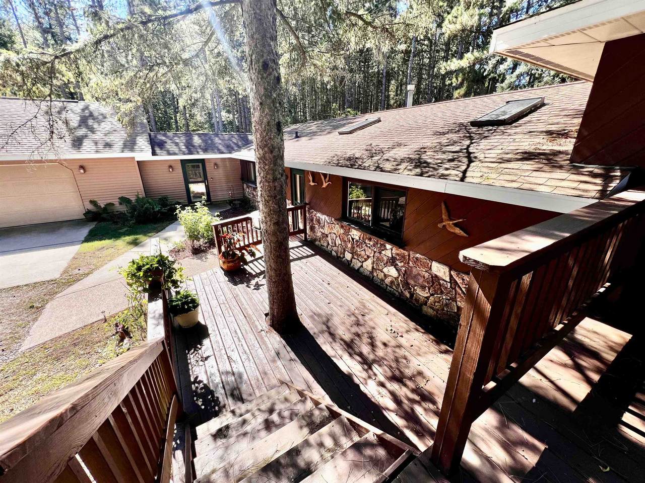 318 Knights Shield Way - Photo 1