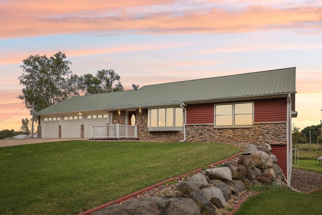 3854 Deerfield Road - Photo 1