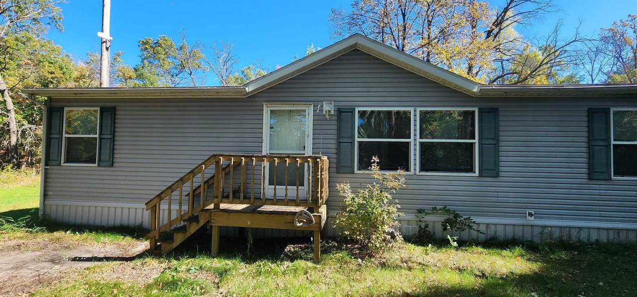 2042 Highway 21 - Photo 1