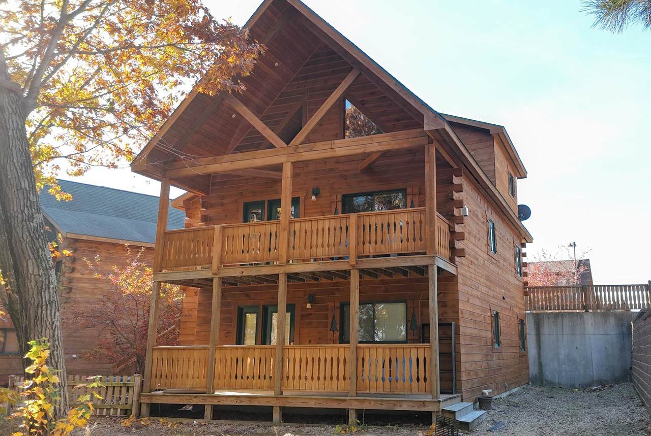 331 Hilltop Court - Photo 1