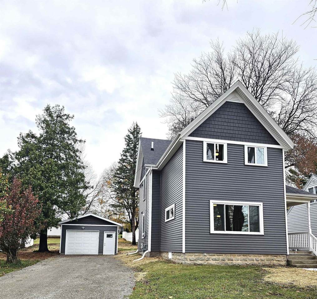 418 Eagle Street - Photo 1