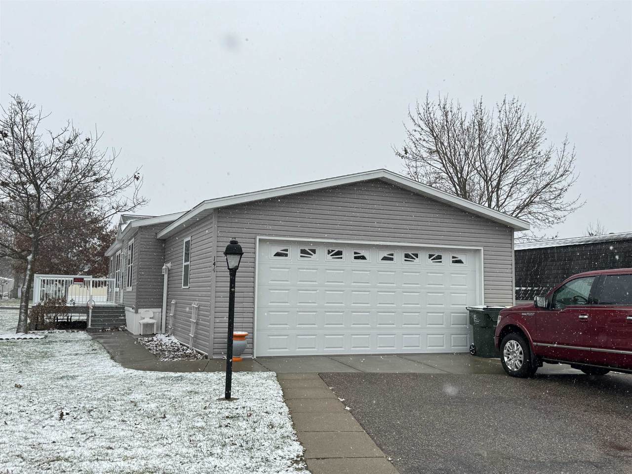 2701 Main Street - Photo 1