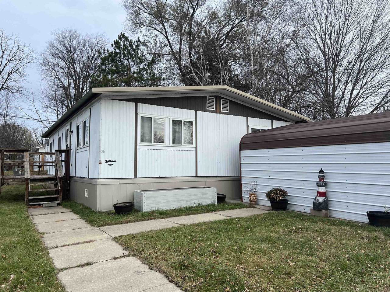 510 Lincoln Street - Photo 1