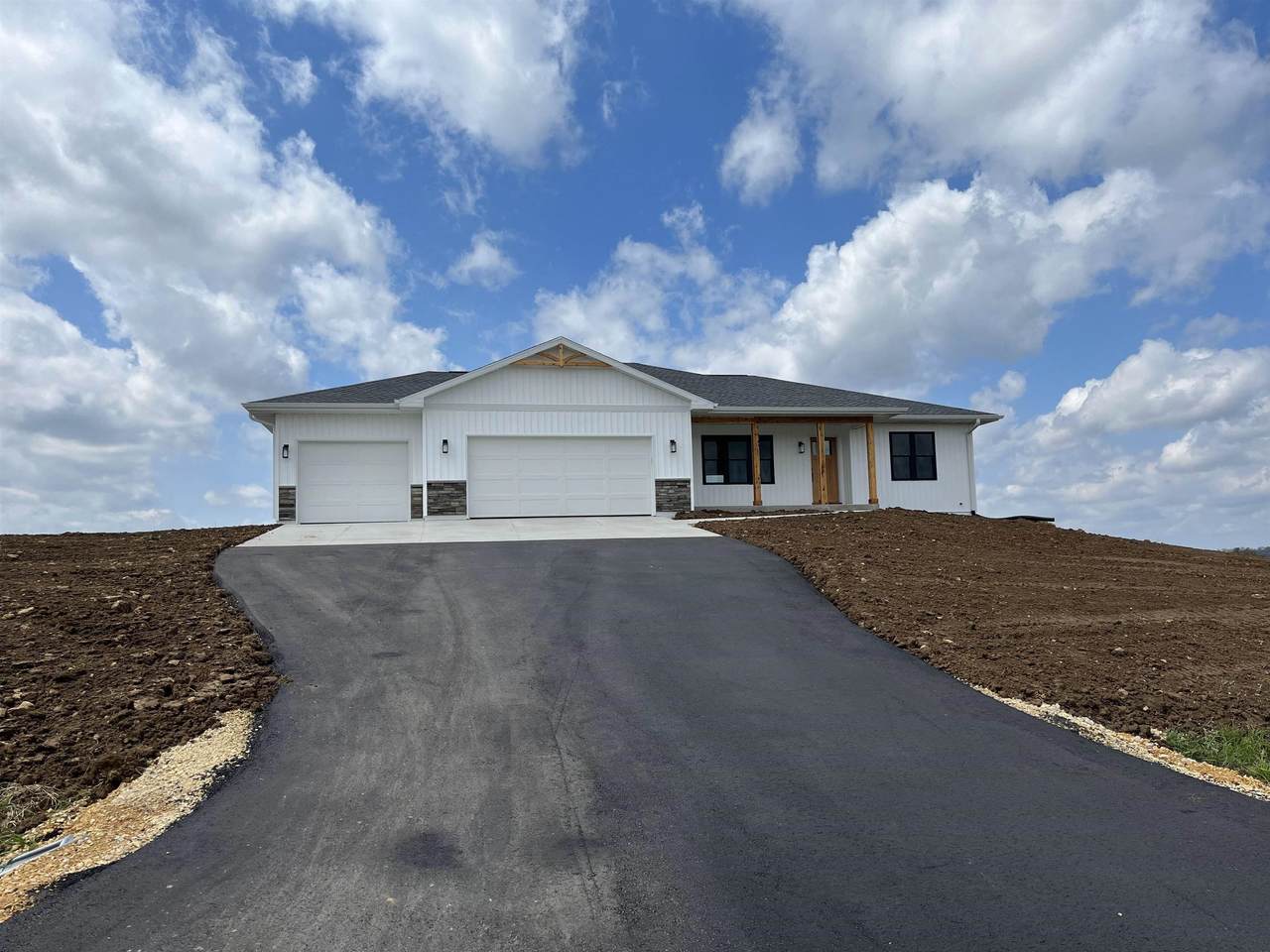 110 Windmill Ridge Street - Photo 1
