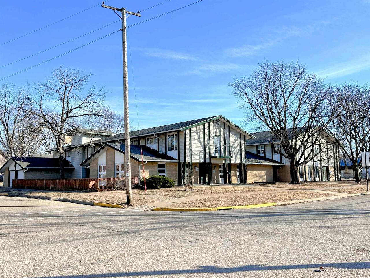 424 Beaumont Road - Photo 1