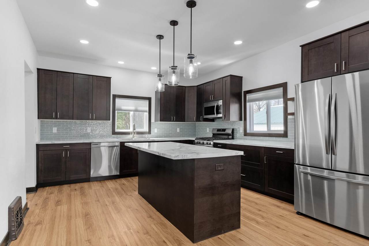 648 Main Street - Photo 1