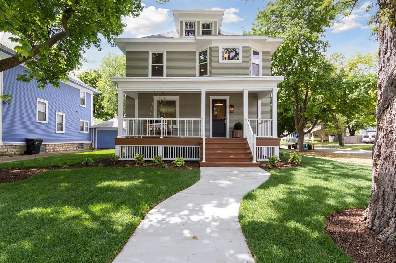 748 Wisconsin Avenue - Photo 1