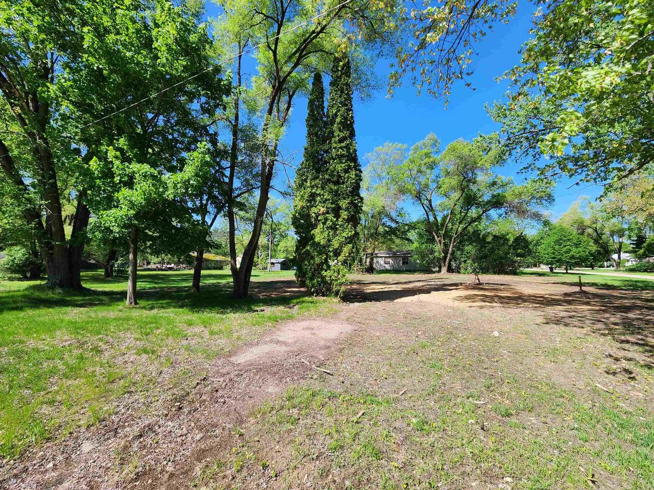 409 Miller Street - Photo 1