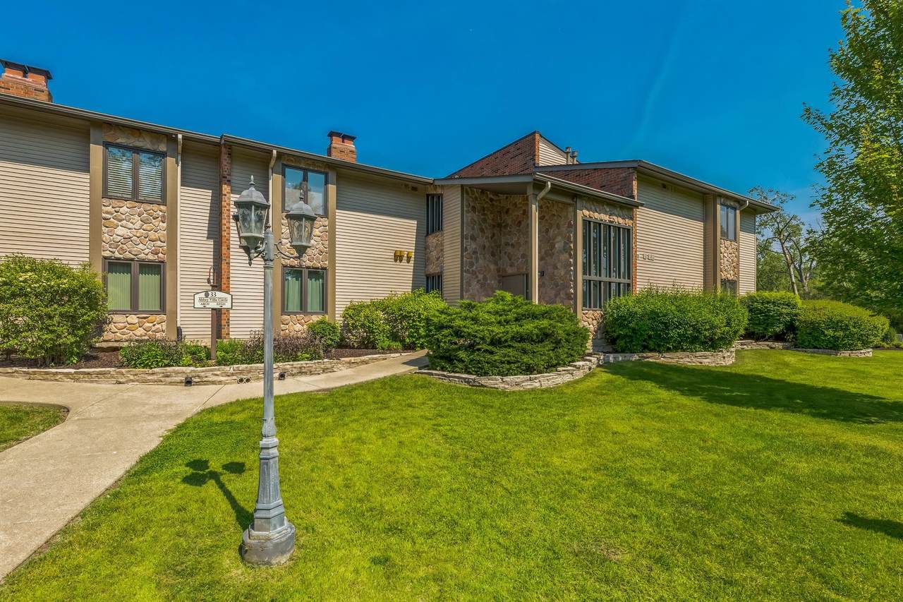 33 Abbey Villa Circle - Photo 1