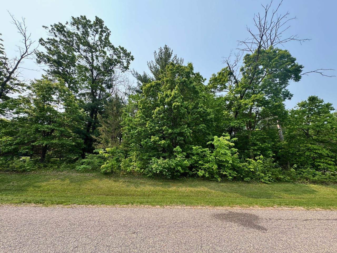 386 Oakbrook Drive - Photo 1