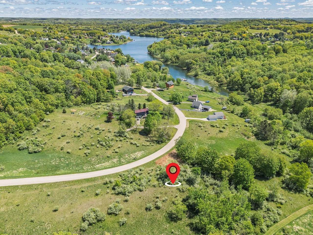 L121 Staghorn Black Forest Drive - Photo 1