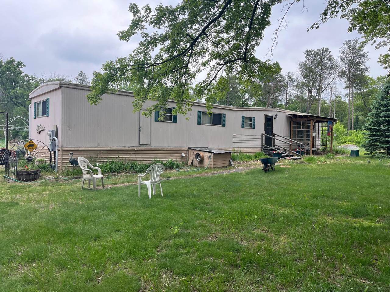 794 Deerborn Avenue - Photo 1