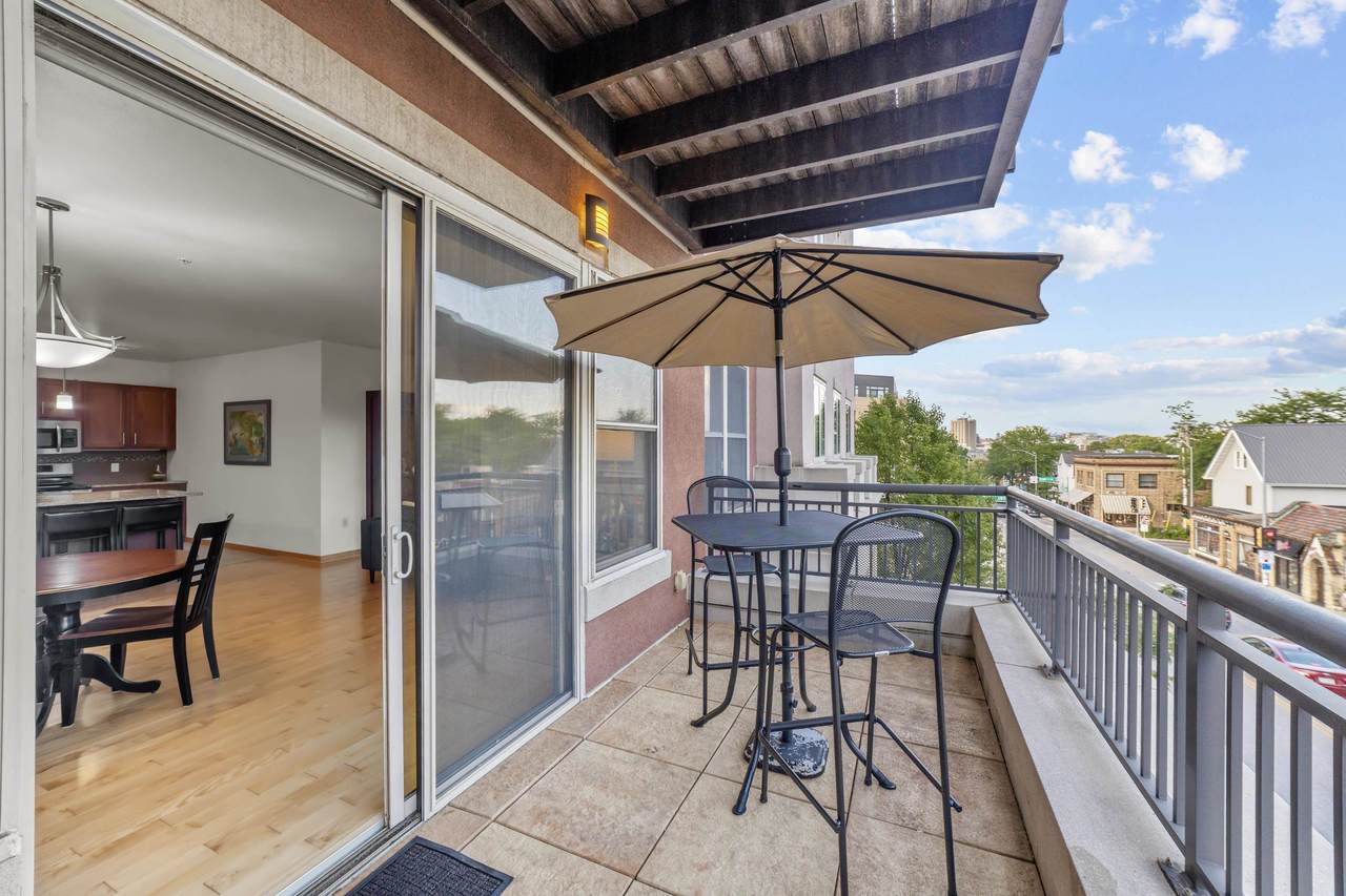1802 Monroe Street - Photo 1
