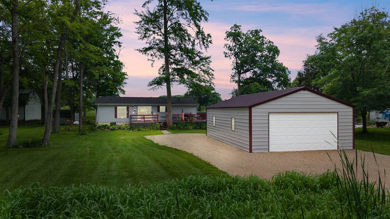 N4580 Elm Street - Photo 1
