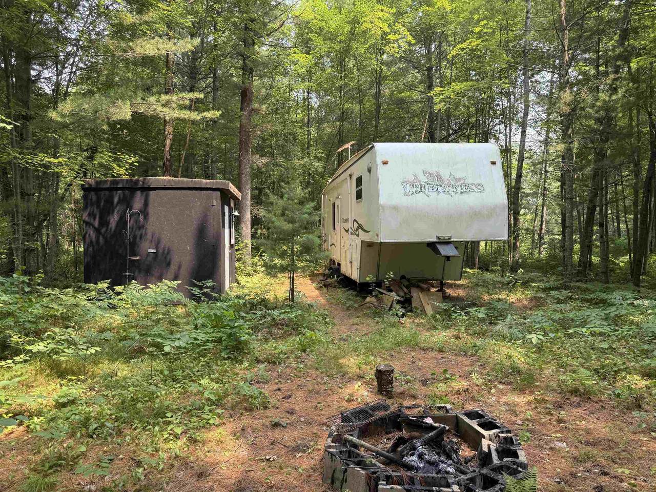 N15740 9th Avenue - Photo 1