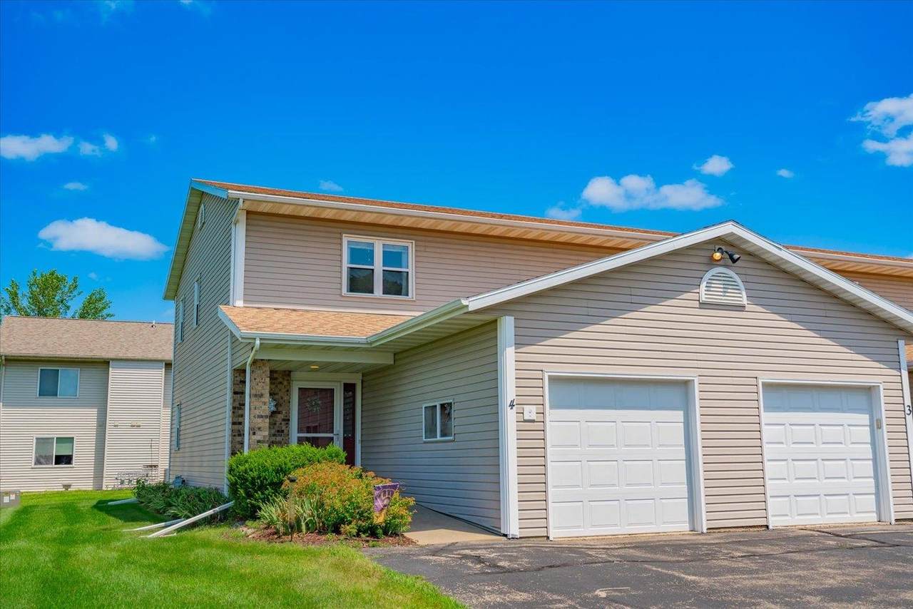 455 Bowlavard Avenue - Photo 1