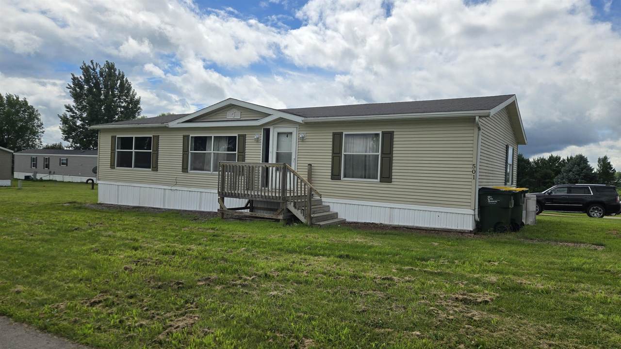501 Meadowview Drive - Photo 1