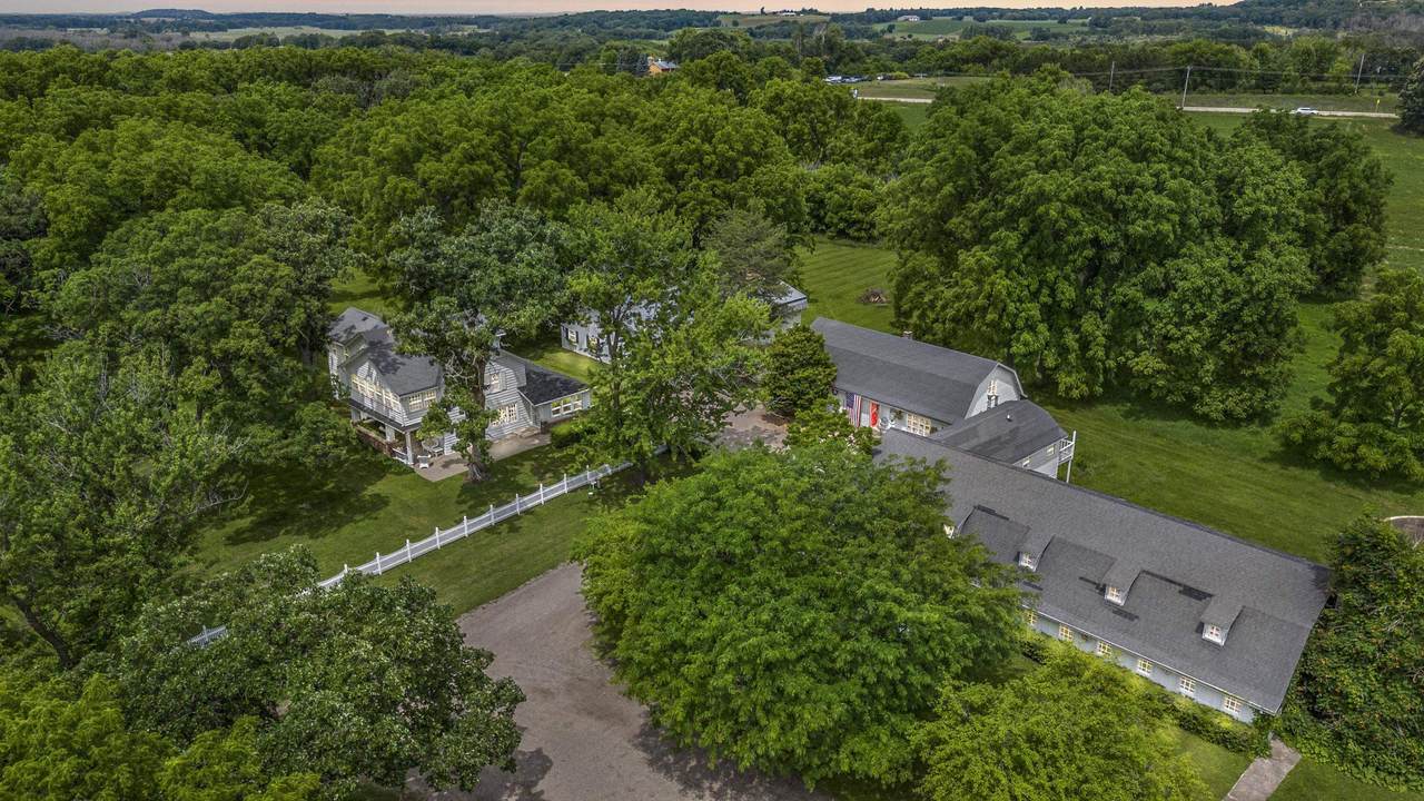 540 North Street - Photo 1