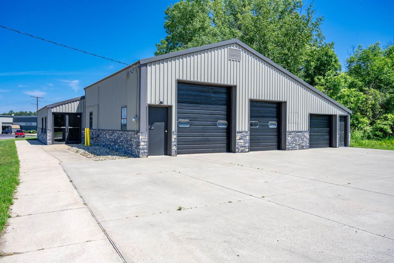 190 Prospect Avenue - Photo 1