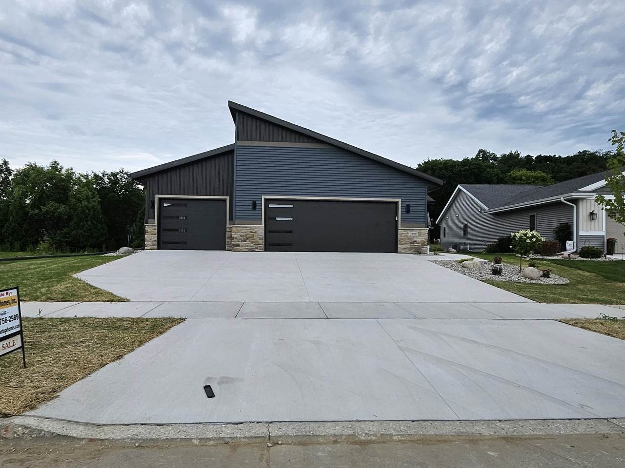 3800 Huntington Avenue - Photo 1
