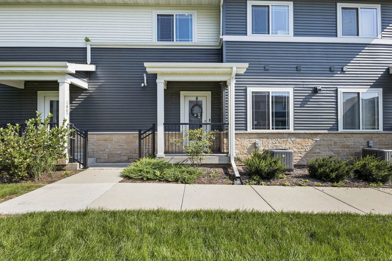 1805 Windsor Avenue - Photo 1