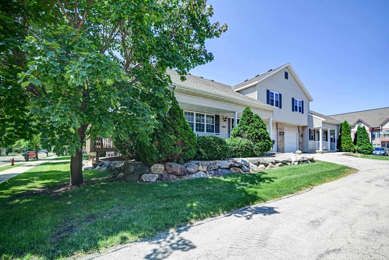 972 Chandler Lane - Photo 1