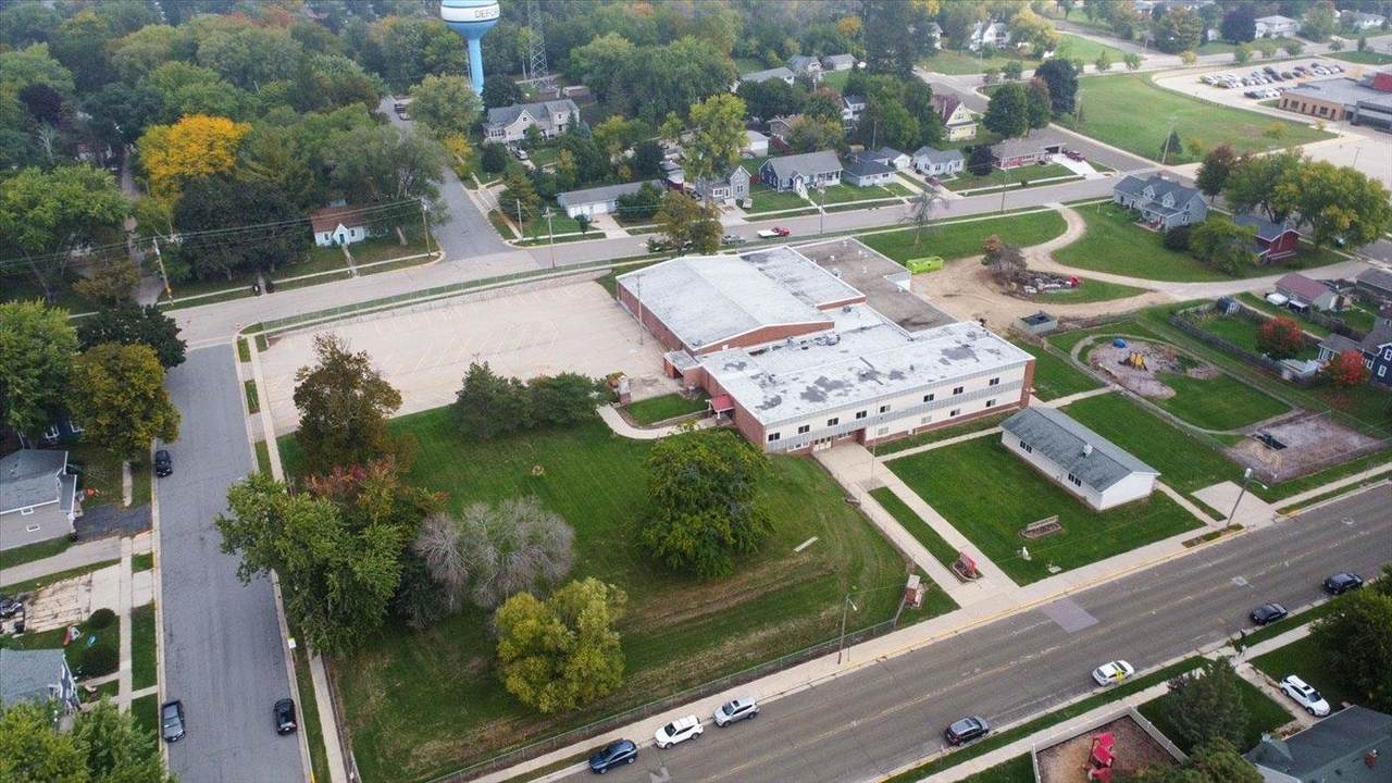 520 Holum Street - Photo 1