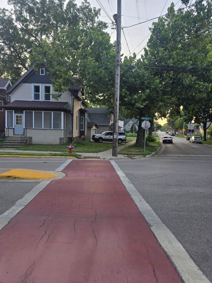 2146 Winnebago Street - Photo 1