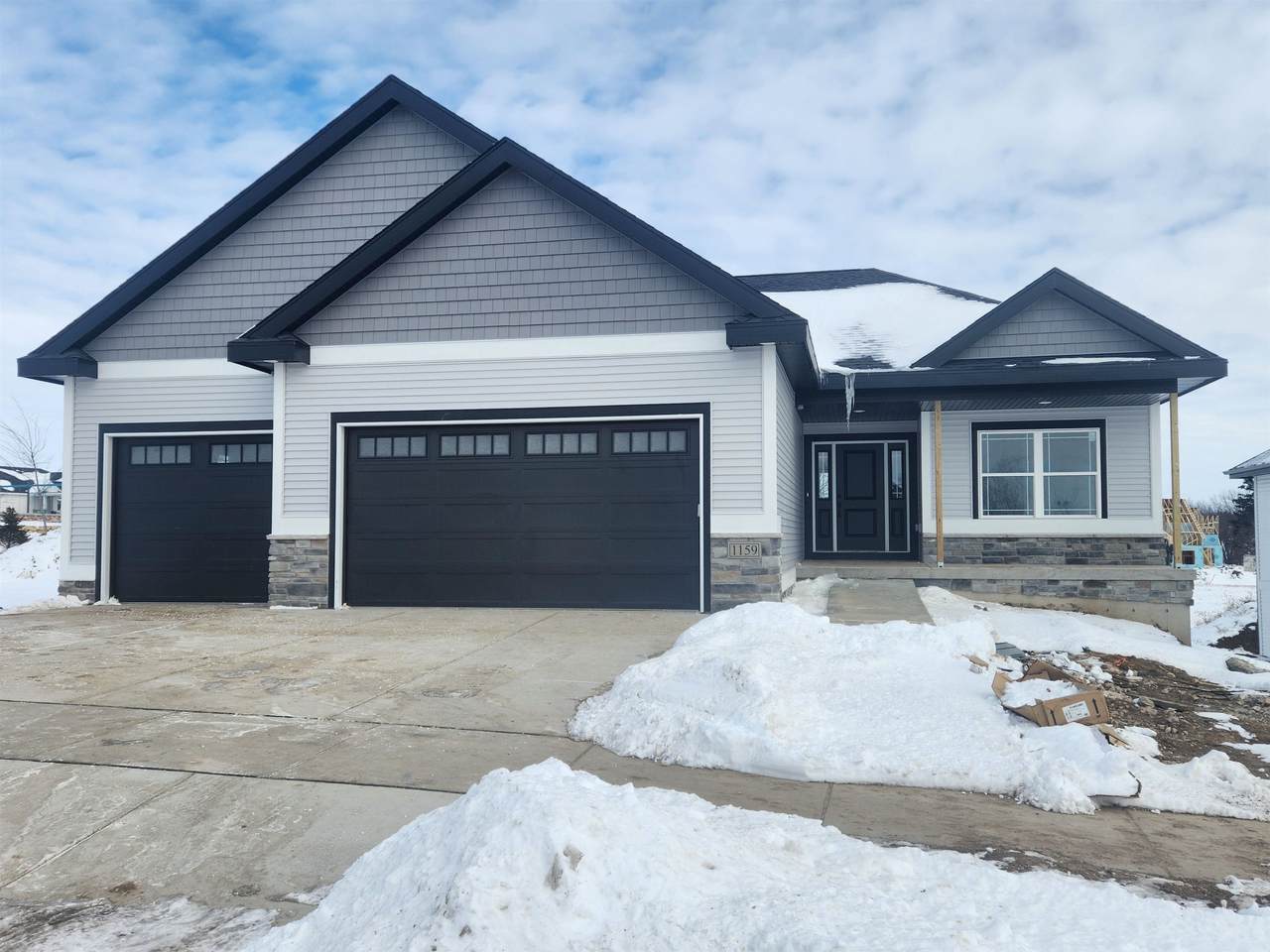 1612 Schreiner Lane - Photo 1