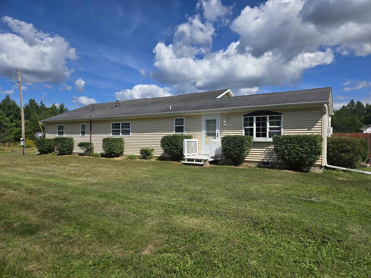 942 13th Avenue - Photo 1