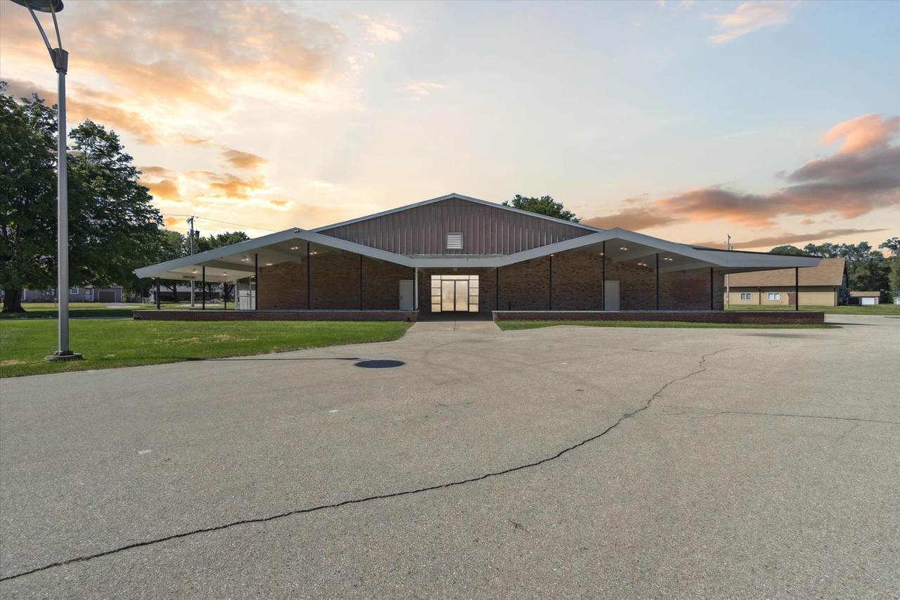 1125 Cranston Road - Photo 1