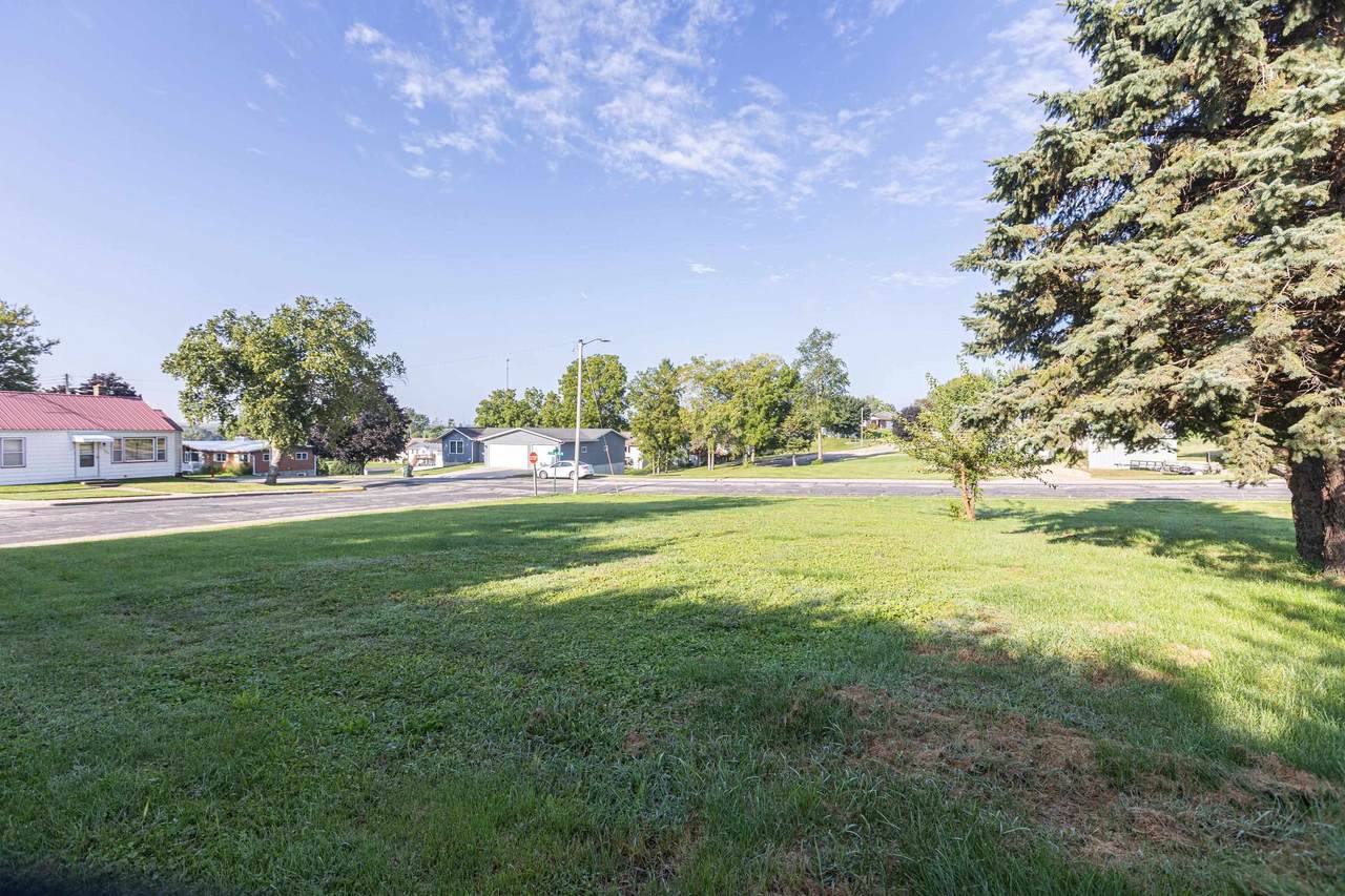 .30 AC Center St & Apple St Street - Photo 1
