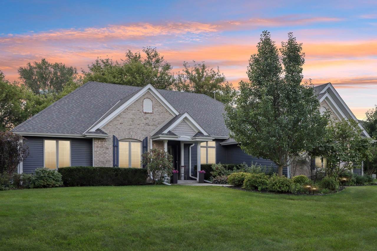 460 Red Pine Circle - Photo 1
