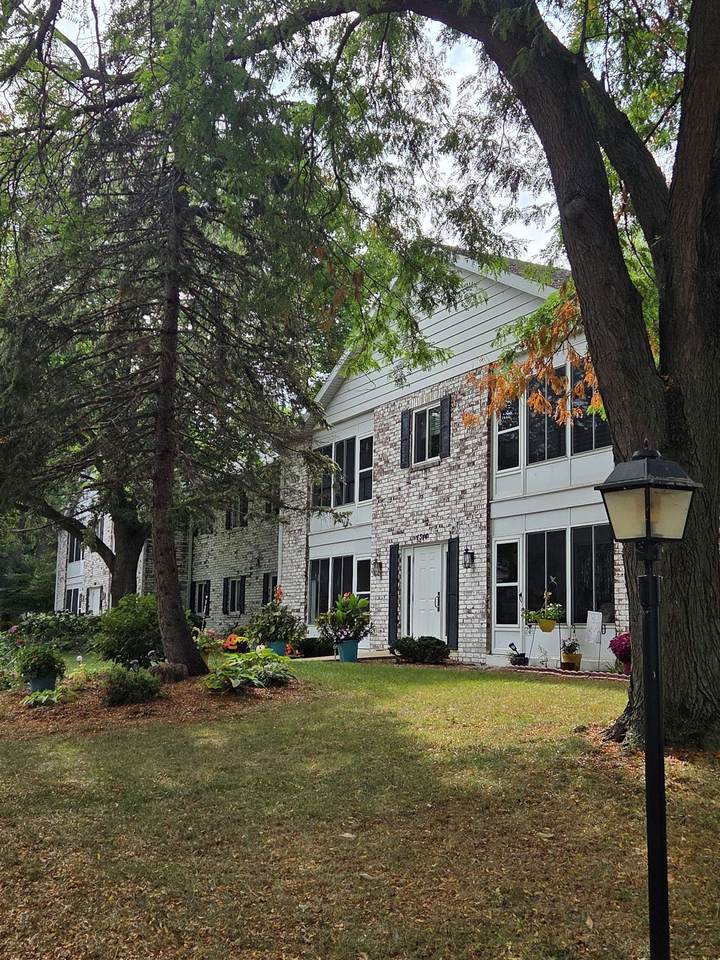 1514 Golf View Road - Photo 1