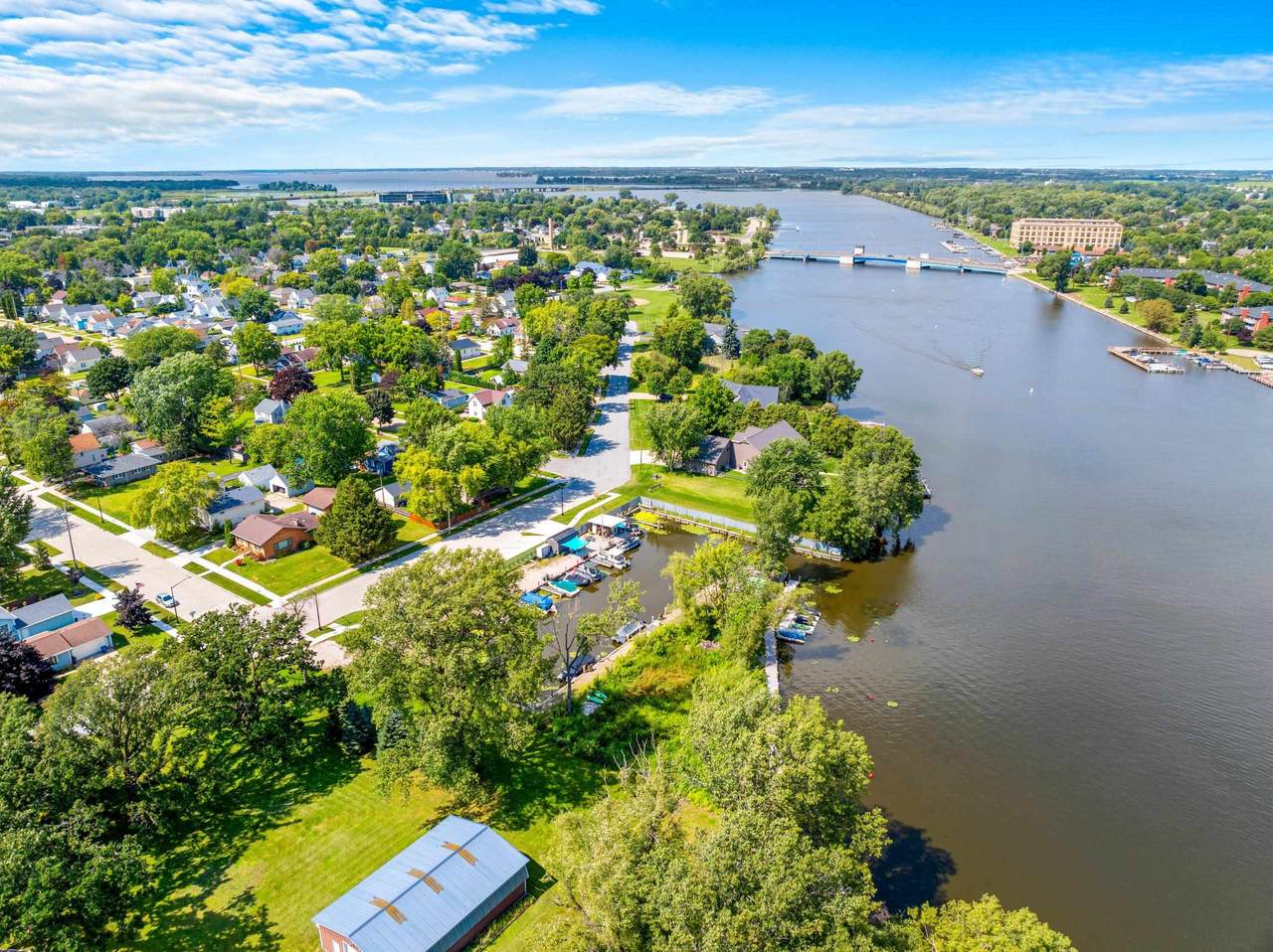 1000 Bauman Street - Photo 1